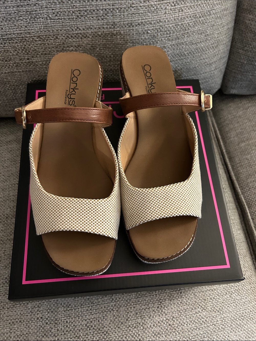 Corkys Bourbon Combo Sandals - Picture 3 of 4